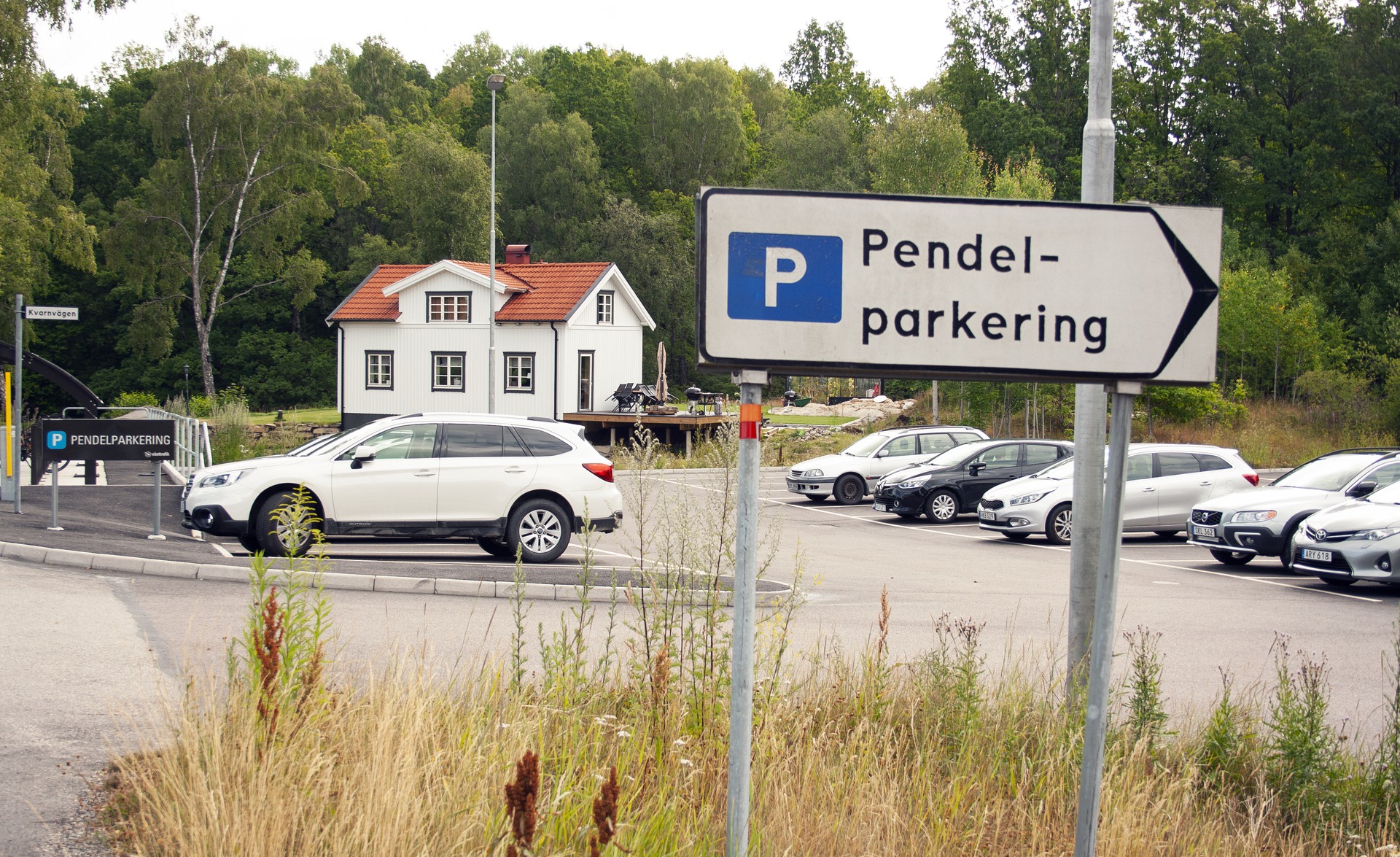 Pendelparkering i Hällingsjö 
