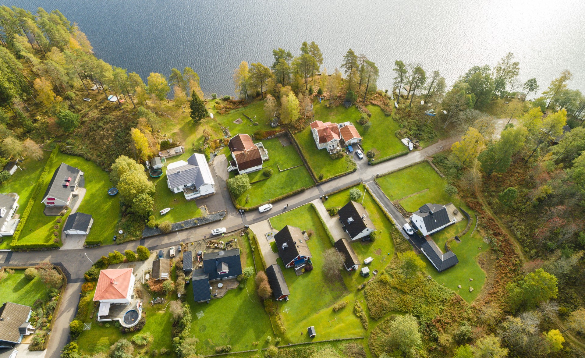 Hus, bebyggelse, strandn, sjö, #33770033, Foto: Jan Kansanen, Mostphotos
